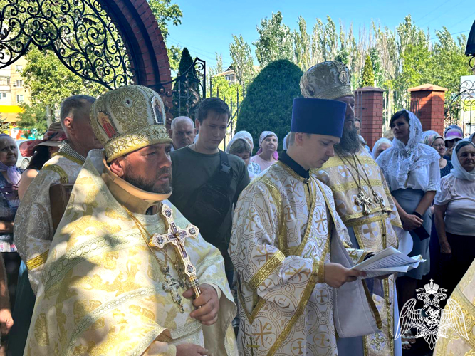 Росгвардейцы в Запорожской области почтили память небесного покровителя ведомства святого князя Владимира
