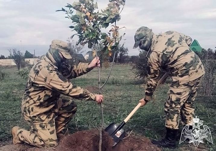 В Запорожской области Росгвардия приняла участие в акции ко Дню воссоединения исторических регионов с Россией