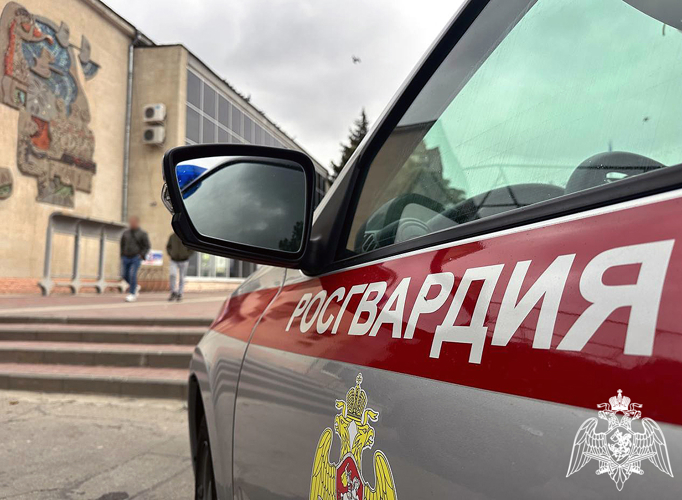 Росгвардия и полиция обеспечили безопасность Дня воссоединения исторических регионов с Россией в Запорожской области 