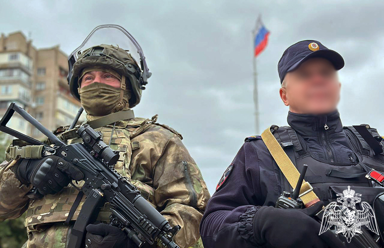 Росгвардия и полиция обеспечили безопасность Дня воссоединения исторических регионов с Россией в Запорожской области