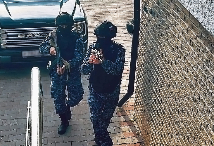 Журналисты областной телекомпании «За! ТВ» познакомились со службой во вневедомственной охране Росгвардии