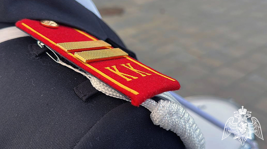 В Запорожской области Росгвардия провела День призывника для школьников Мелитополя   