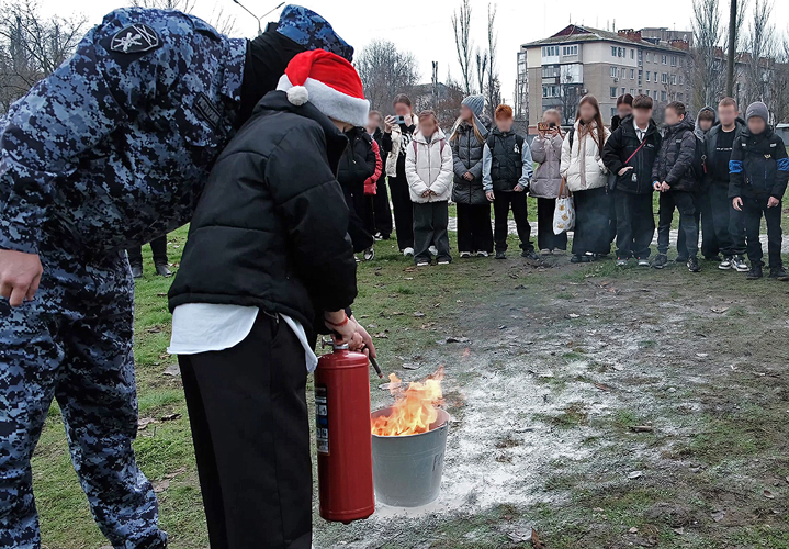 Урок противопожарной безопасности прошел для школьников Запорожской области при участии Росгвардии