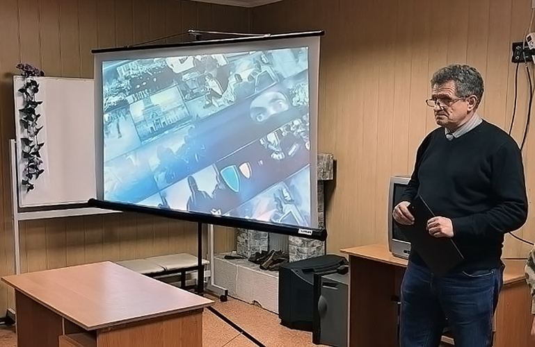 С участием офицеров Росгвардии в Бердянске прошла антитеррористическая лекция 
