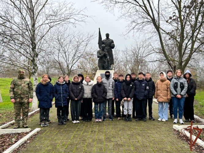 Росгвардейцы благоустроили памятные места и воинские захоронения в Херсонской и Запорожской областях