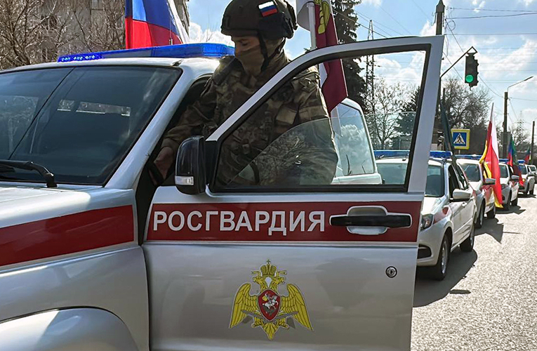 В Запорожской области прошел автопробег в честь юбилея Росгвардии