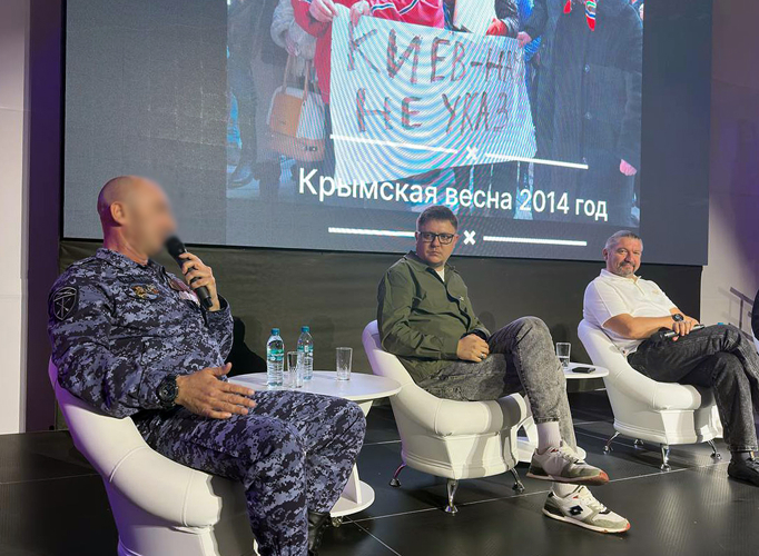 Росгвардеец рассказал школьникам Запорожской области о возвращении Крыма в Россию