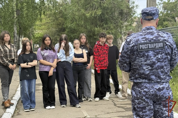 Росгвардия провела урок по пожарной безопасности для школьников Мелитополя