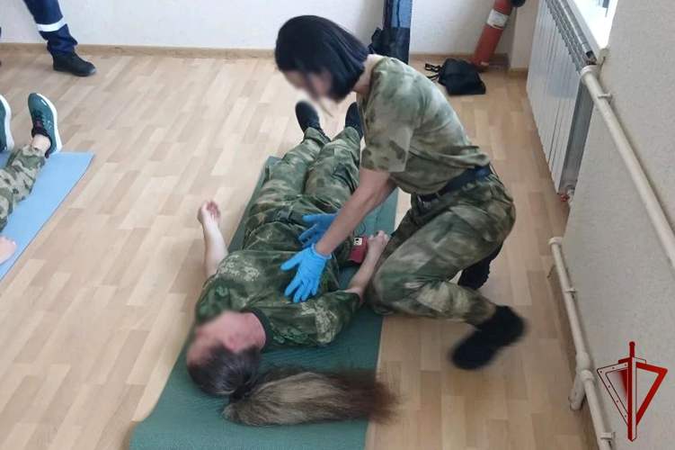 Росгвардейцы в Запорожской области прошли курсы оказания первой медицинской помощи
