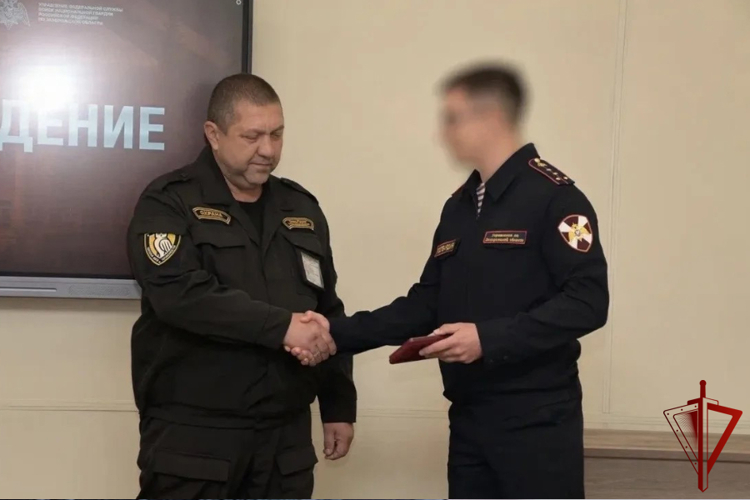 Ведомственной награды Росгвардии удостоен охранник вуза в Запорожской области