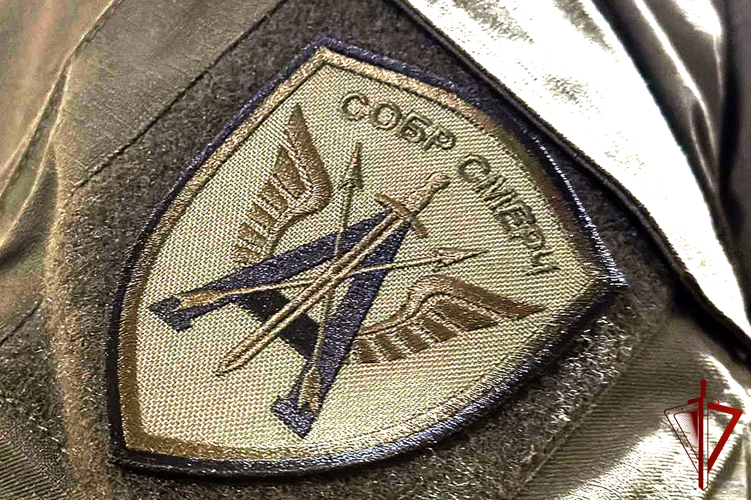 Офицеров СОБР Росгвардии в Запорожской области поздравили с профессиональным праздником