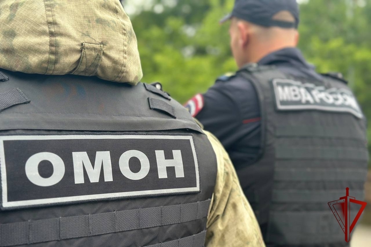 Росгвардия и полиция обеспечили безопасность Дня воссоединения исторических регионов с Россией в Запорожской области